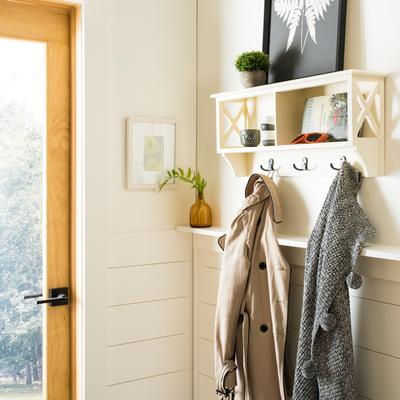 "SAFAVIEH Freya 12-Inch Hanging Wood Wall Rack, White - 28"" x 5.9"" x 12"""
