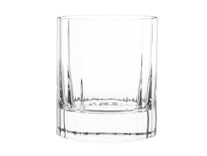 Glas aus geschliffenem Glas
