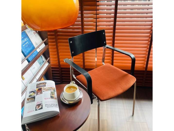 Chaise de salle à manger de Style médiéval, fauteuil design Bauhaus haut de gamme, dossier en bois massif, chaise de salon légère, tabouret de loisirs de luxe