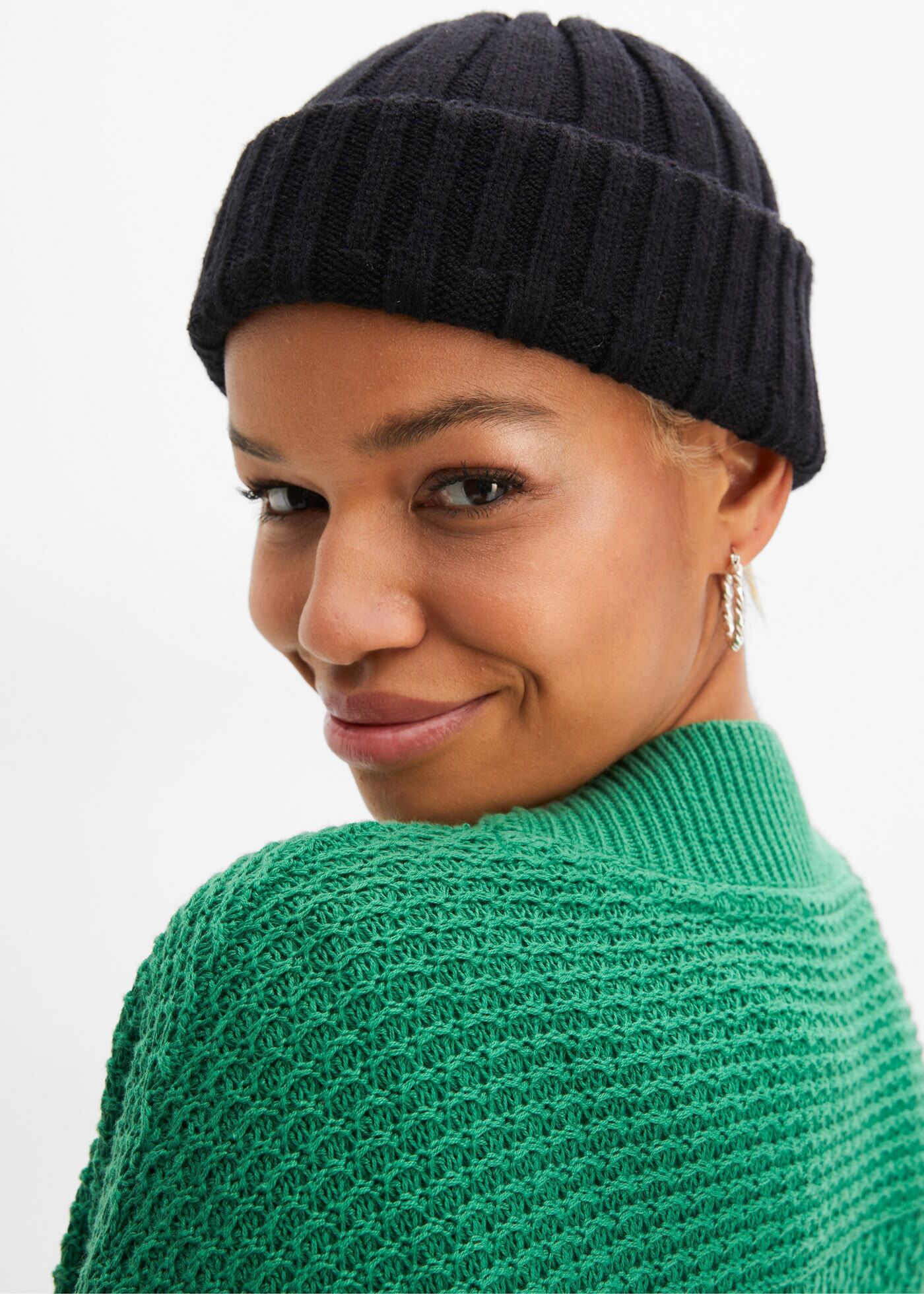 Longstrickjacke BONPRIX "Longstrickjacke", Damen, Gr. 40/42 (M), grün, Obermaterial: 50% Baumwolle, 50% Polyacryl, loose fit, Strickjacken Longstrickjacke, mit Strickmuster, lockere Passform, Loose Fit, casual Stil