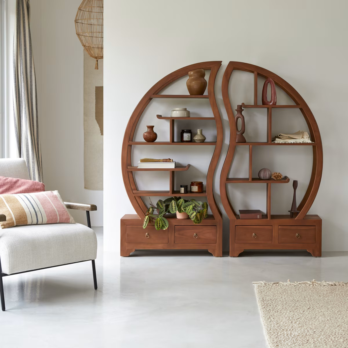 Tikamoon Ying Yang Massief Teakhouten Boekenkast - Bruin