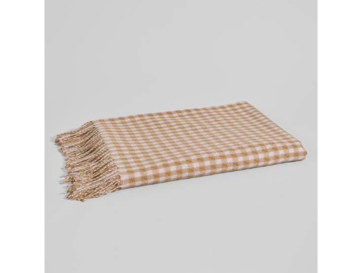 Ockerfarbene und weiße Vichy-Karo-Decke mit Fransen, 130 x 170 cm