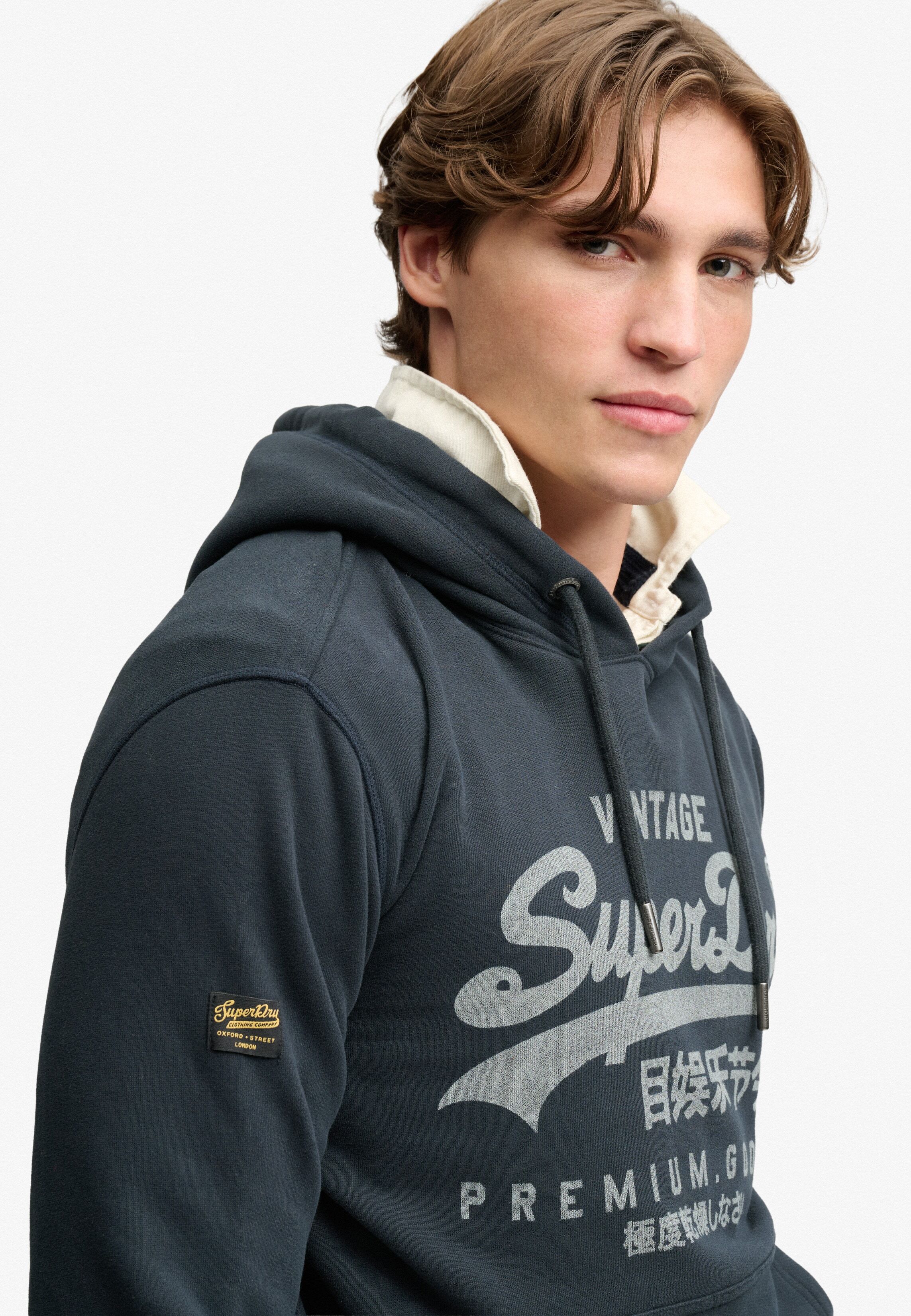 Kapuzensweatshirt SUPERDRY "VL CLASSIC HOOD", Herren, Gr. XXL, grau (eclipse navy), angeraute Sweatware, Obermaterial: 80% Baumwolle, 20% Polyester, bedruckt, relaxed fit normal, Rundhals, Rippbündchen, Sweatshirts Kapuzensweatshirt, Baumwollmischung, rel