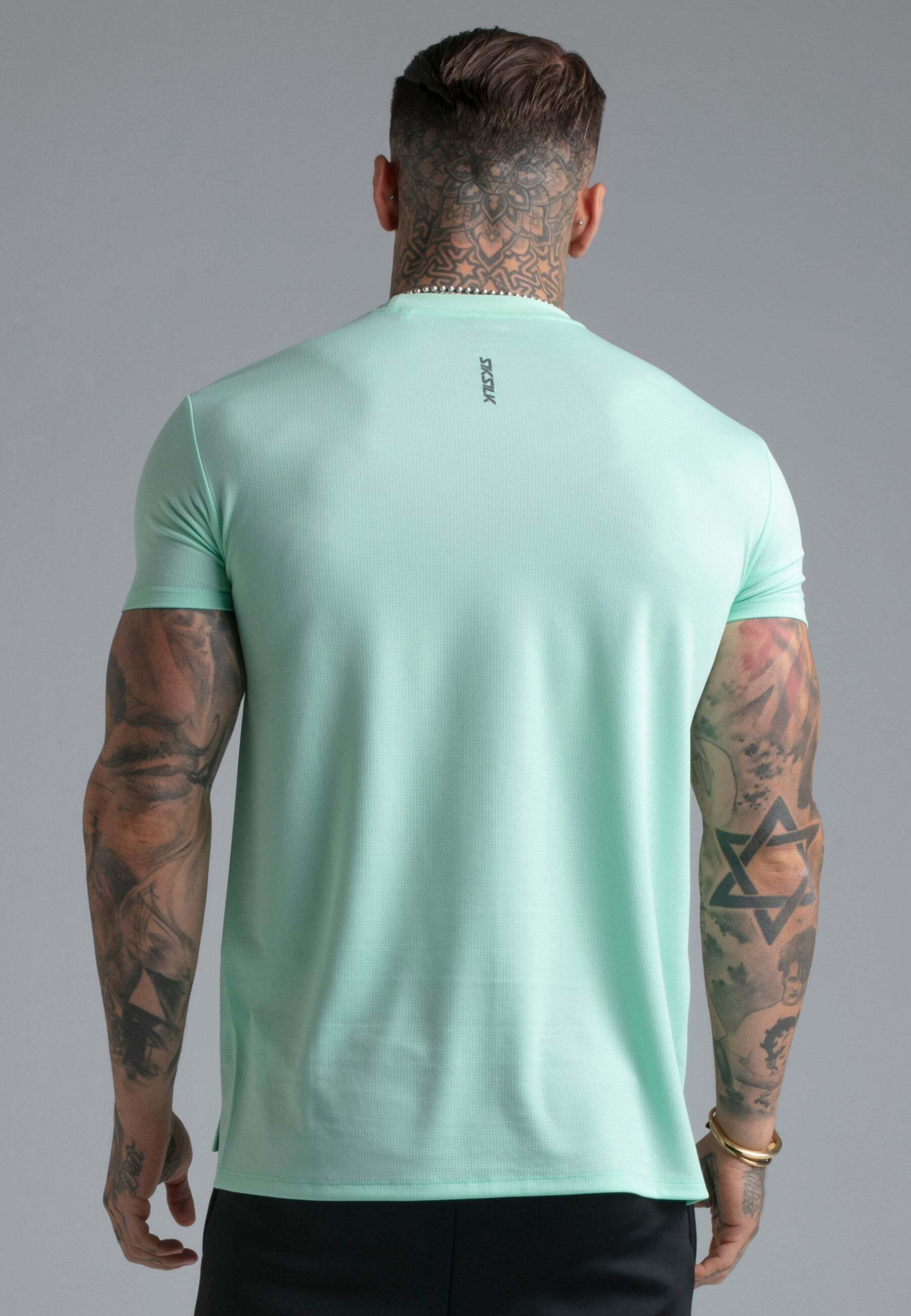 T-Shirt SIKSILK "Siksilk T-Shirt Muscle Fit", Herren, Gr. S, blau (türkis), Obermaterial: 100% Polyester PES., Shirts T-Shirt türkis S