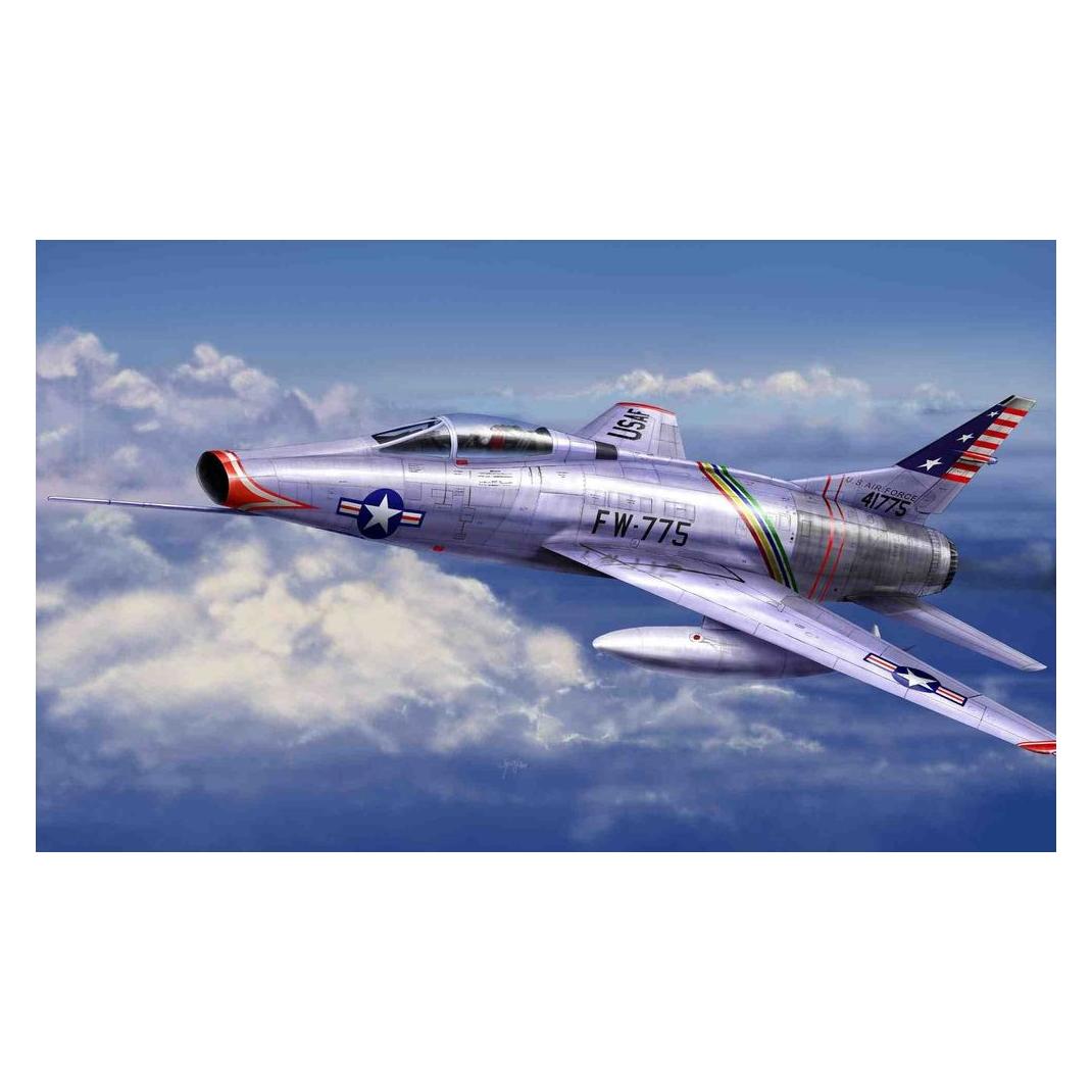 Trumpeter F-100C Super Sabre (01648)