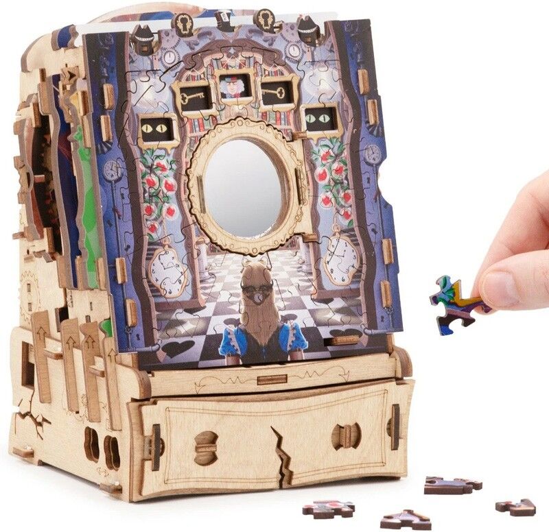 IDventure CLUEPUZZLE La Boite à merveilles d'Alice