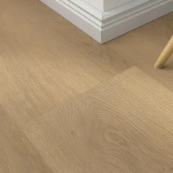 Klick-Vinyl Cella golden – inkl. Dämmung & Fußleisten