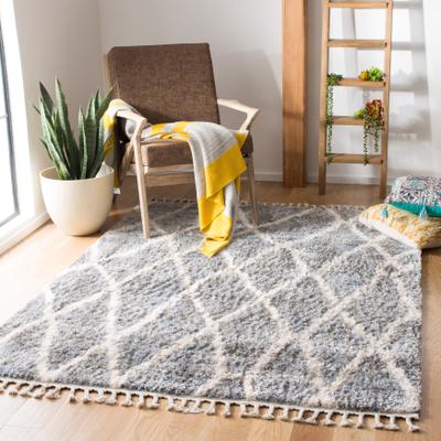 SAFAVIEH Berber Fringe Shag Mena Trellis Rug
