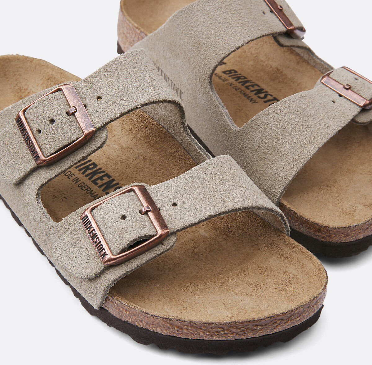 BIRKENSTOCK Mules doubles brides en cuir suédé ARIZONA