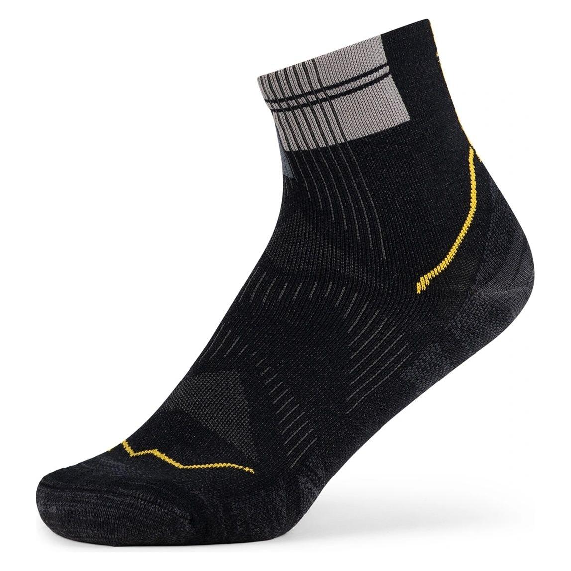 Buff Coolnet Quarter Socks (45 - 47) (137788.901-4)