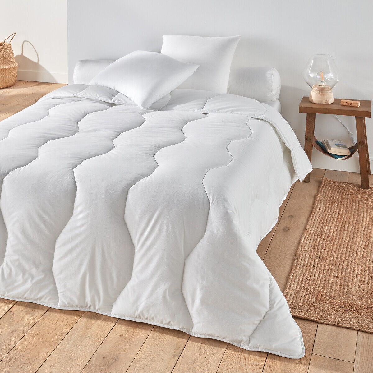 LA REDOUTE INTERIEURS Couette chaude, enveloppe en microfibre, idéale allergies aux acariens