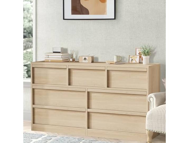GarveeMore Kommode 7 Schubladen mit Holzgriffen, Naturholz, 137 cm 7 Schubladen (3+2+2) 137 cm Breite Natürliche Holzoptik Holzgriffe Viel Stauraum Für Schlafzimmer Und Ankleidezimmer