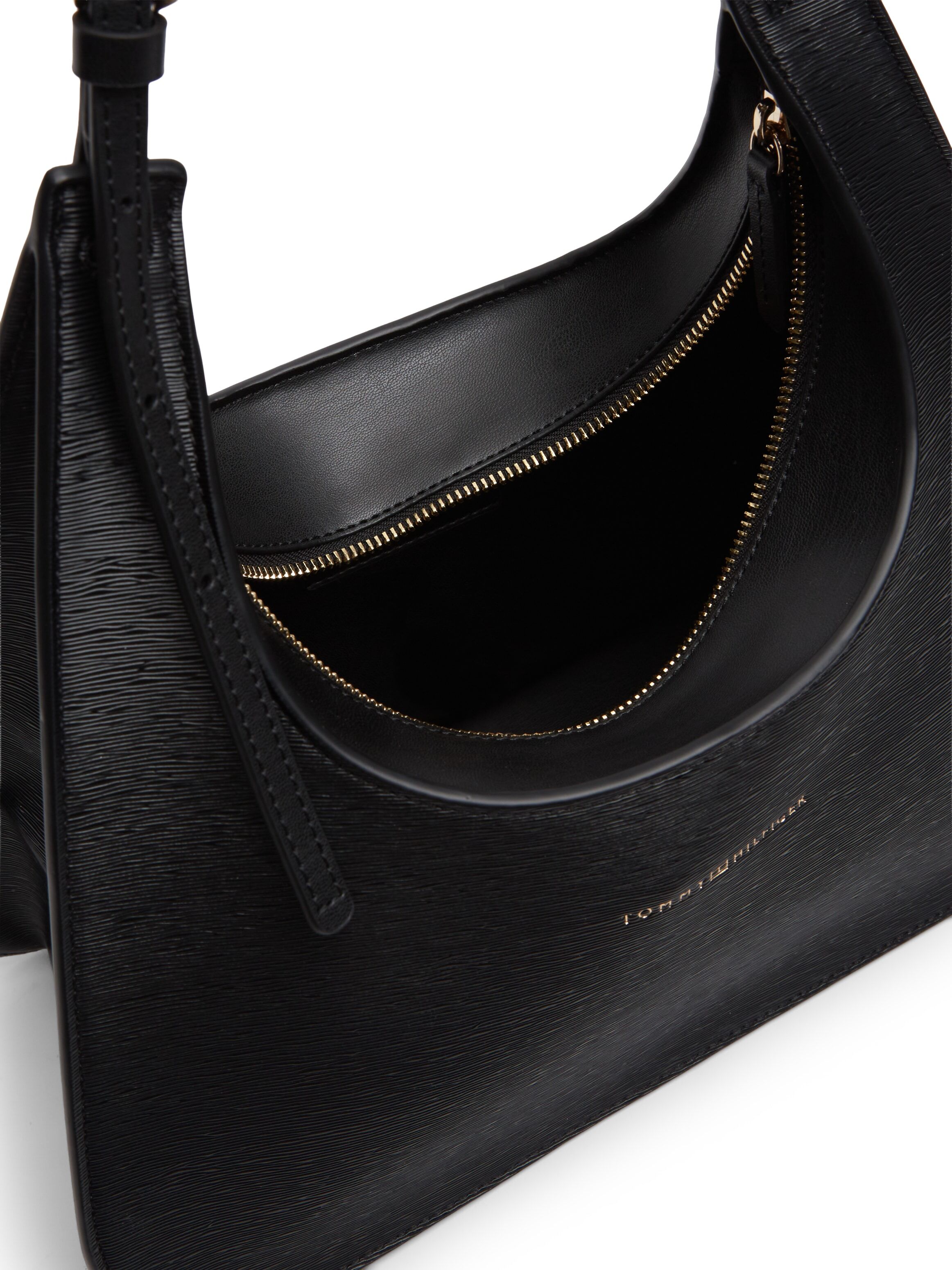 Schultertasche TOMMY HILFIGER "TH MODERN SHOULDER BAG", Damen, Gr. B/H/T: 33cm x 30cm x 14cm, schwarz, Lederimitat, Taschen Schultertasche, Umhängetasche, Handtasche, Tragetasche mit Logoprägung schwarz B/H/T: 33cm x 30cm x 14cm
