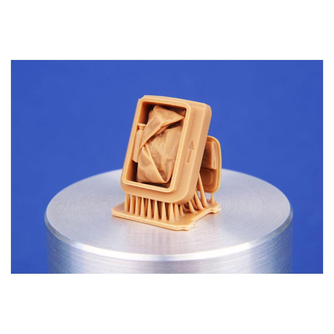 CMK Mosquito Dinghy Box for Tamiya (129-P48042)