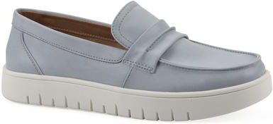 Women's Nocci FOM Recovery Loafer by White Mountain in Blue Raspberry (Size 6 M)