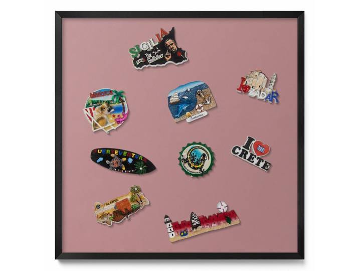 MAGNETTAFEL 50x50 cm schwarzer Rahmen – Pastellrosa Farbe
