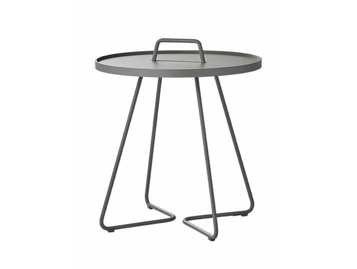 Ablagetisch On-the-move Cane-line grau, Designer Christina Strand, Niels Hvass, 52x60x52 cm