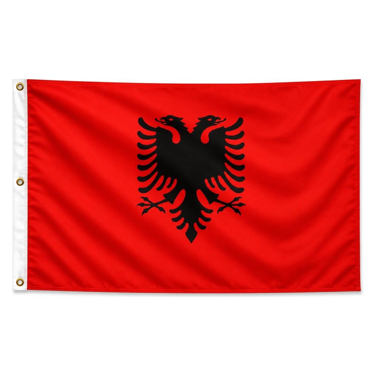 trends4cents Flagge Albanien 90 x 150 cm mit 2 Ösen 100g/m² Stoffgewicht Hissfahne Hissflagge (90 x 150 cm) (32205244)