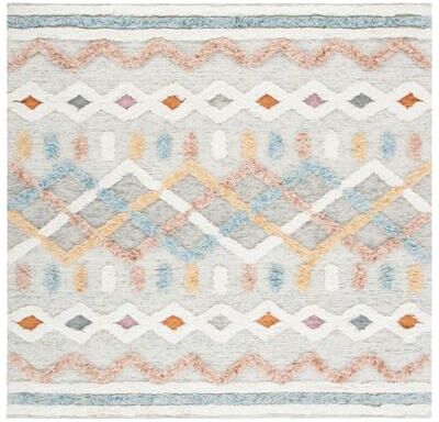 SAFAVIEH Handmade Kenya Itoko Modern Wool Rug