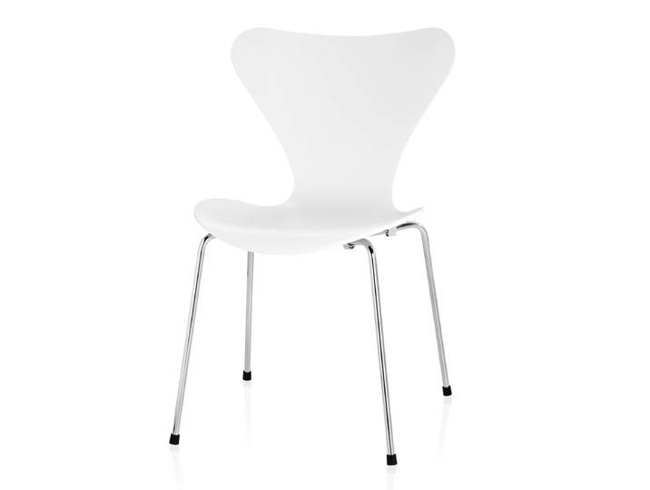 Fritz Hansen - Serie 7 Stuhl, Chrom / Esche weiss gefärbt