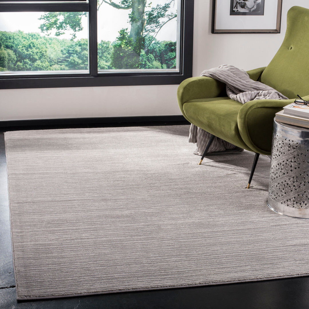 Latitude Run Hod Area Rug Silver Rectangle 183 x 274 cm