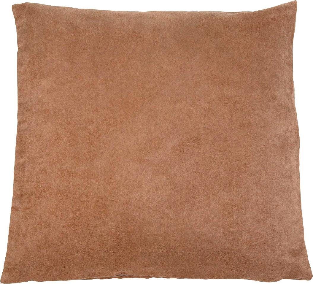 Dekokissen GÖZZE "Alcatraz", braun (braun, unifarben), B:60cm L:60cm, Obermaterial: 100% Polyester, Dekokissen_Sitzkissen_Kissenhüllen, Dekokissen, in Wildlederoptik braun, unifarben B/L: 60cm x 60cm, 2 Stk.