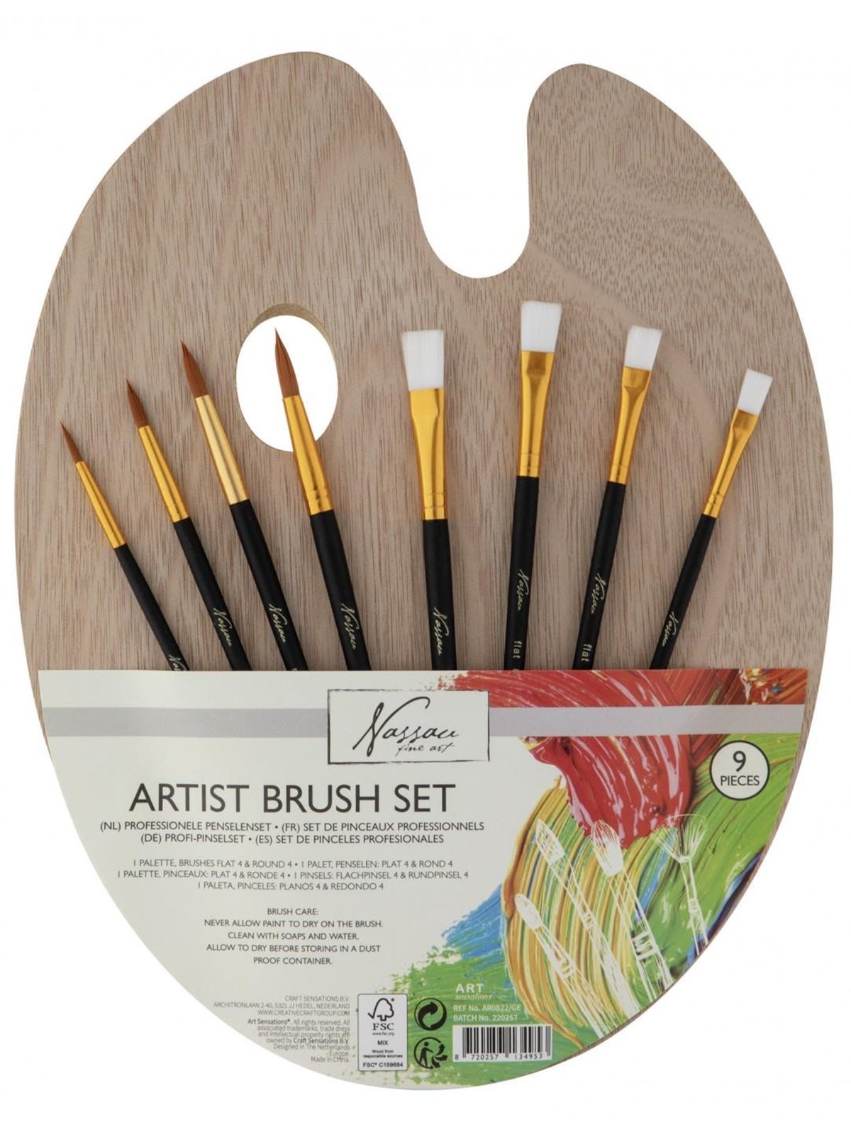 Creative Craft Group Wooden palette with 8 brushes.