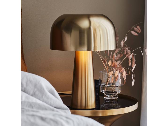 Markslöjd Tischlampe Blanca, messing / gold, für Wohn- / Esszimmer, Metall, Design, Tischlampe
