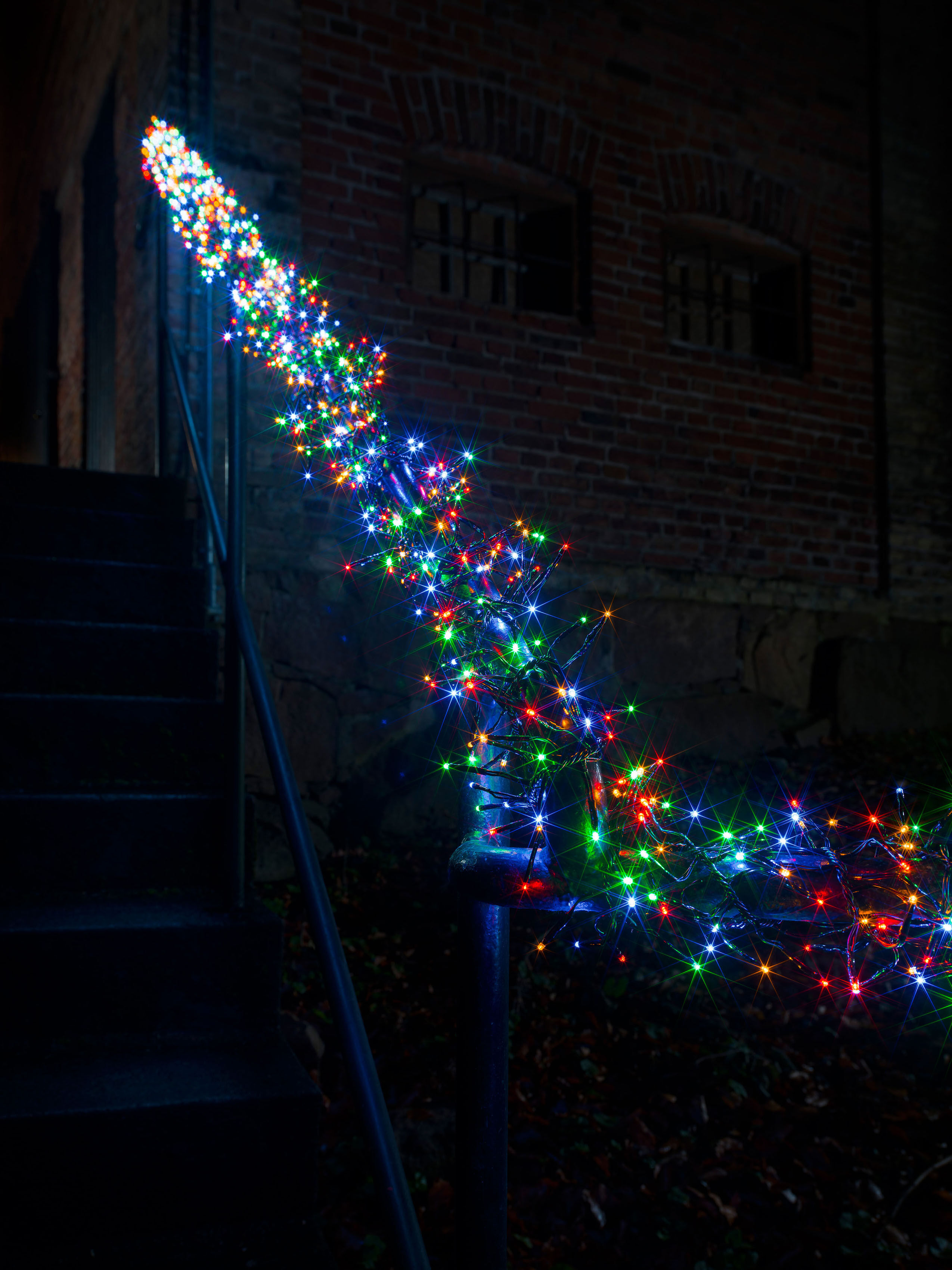 KONSTSMIDE LED-Lichterkette "Weihnachtsdeko aussen", schwarz, Dioden 960 Stk. Flammen 960 Stk., Gesamtlänge 12,2m, Lichterketten, Micro LED Büschellichterkette Cluster, mit 8 Funktionen, 960 Dioden, LED-Lichterkette