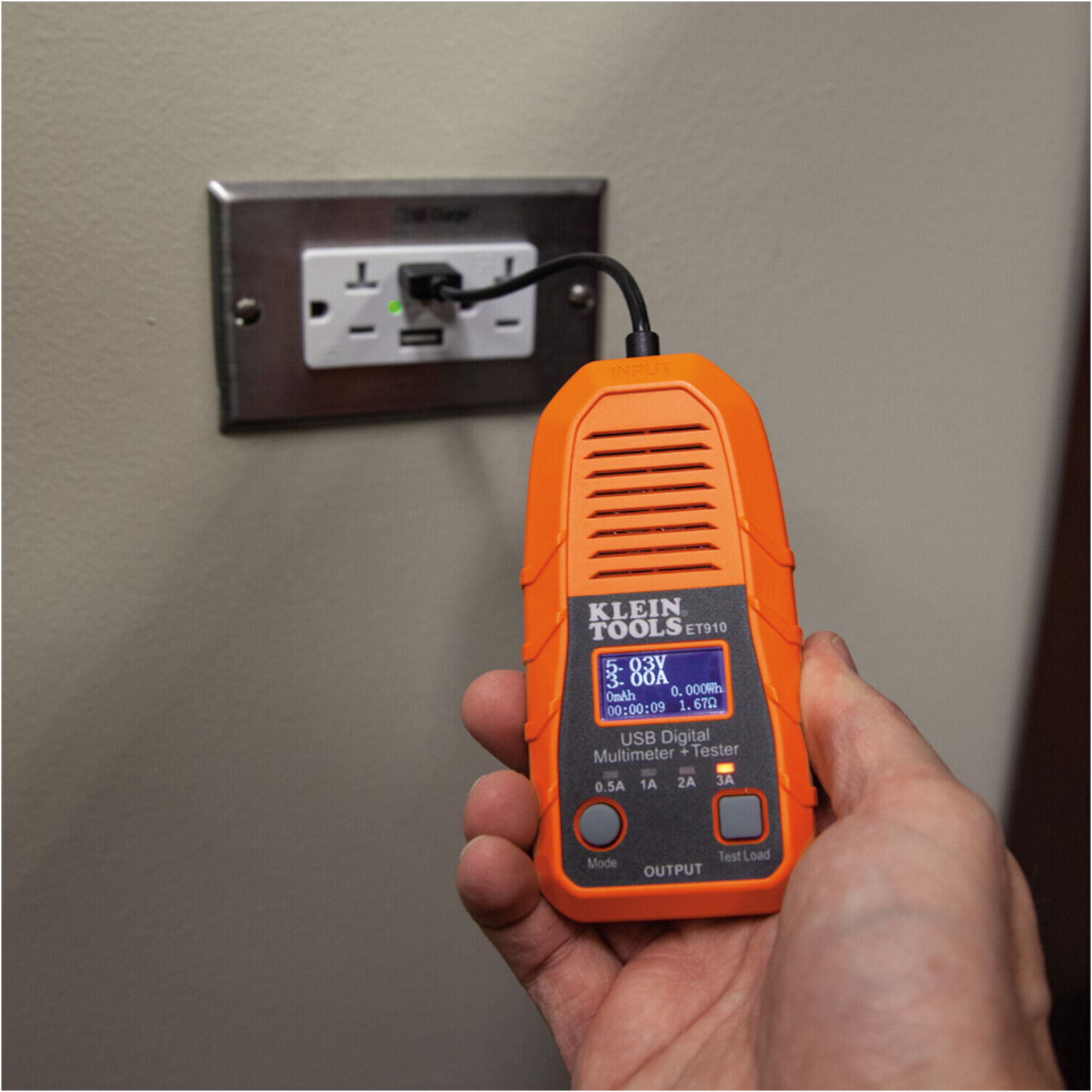 Klein Tools USB A Digitalmessgerät Tester Spannung Strom Kapazität LCD (ET910)