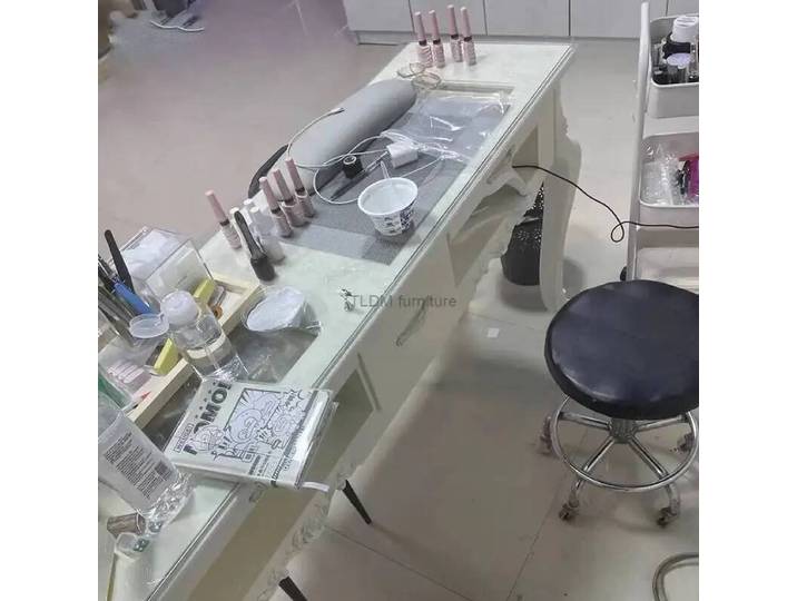 Table de manucure professionnelle européenne pour salon de beauté, modèle simple ou double, économique, style luxe léger