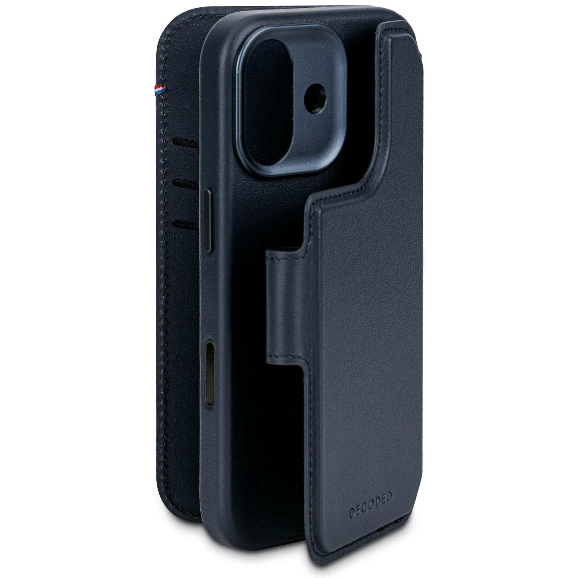 Decoded Leather Detachable Wallet iPhone 17 Navy Shadow D26IPO17DW5NW