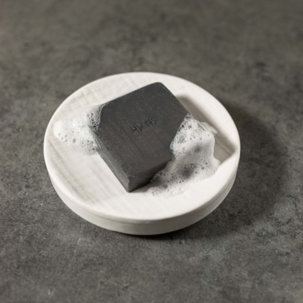 Ondo Beauty 36.5 Charcoal & Willow Purifying Cleansing Bar for Combination to Oily Skin 70g