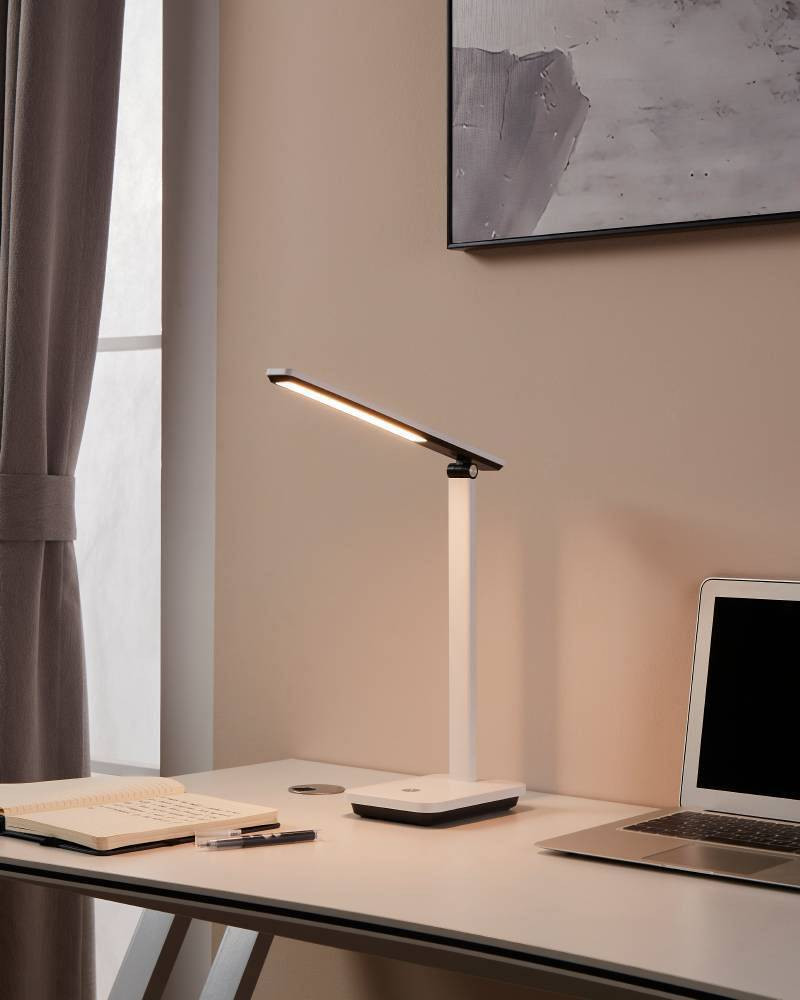 Eglo Led bureaulamp Iniesta wit