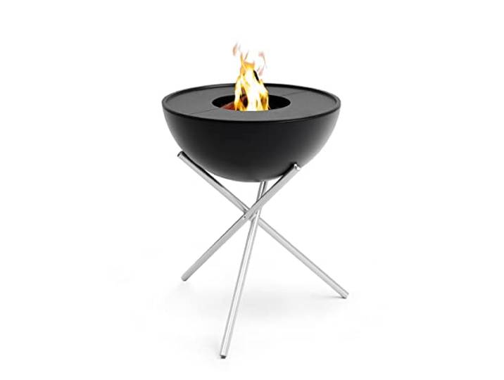 höfats - Bowl 57 Plancha Set hoch - raucharme Verbrennung - Feuerstelle und Plancha Grill - kippbarer Feuerkorb inkl. 2 Plancha Grillplatten - Stahl emailliert – schwarz, Ø 57 cm