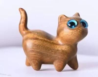 Uplift Essentials Handmade Sandalwood Kawaii Cat Miniature Figurine brown