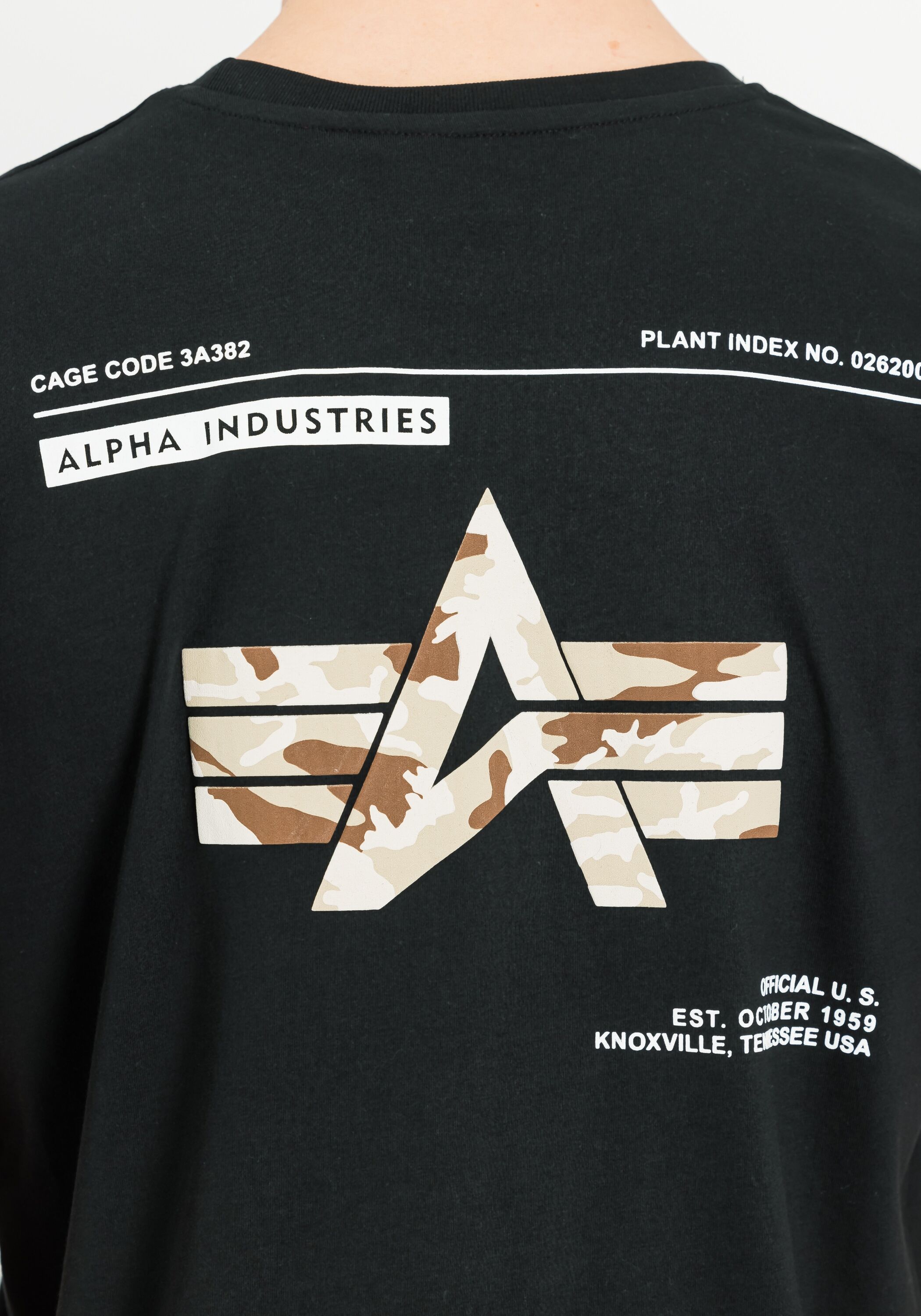 T-Shirt ALPHA INDUSTRIES "Camo Label Backprint T-Shirt", Herren, Gr. XL, schwarz (schwarz, dessert camo), Obermaterial: 100% Baumwolle, Shirts T-Shirt schwarz, dessert camo XL