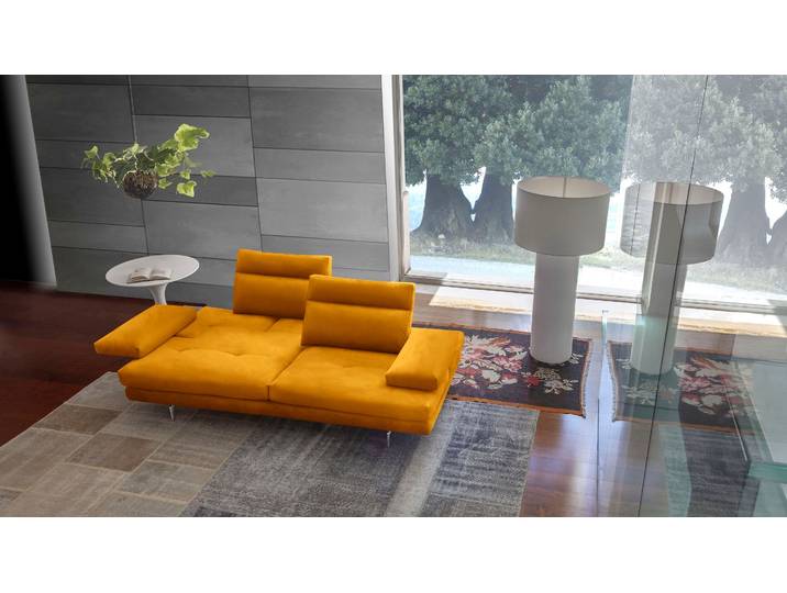 3,5-Sitzer CALIA ITALIA Toby Wing, 228 cm breit, Designsofa mit erstklassigem Sitzkomfort , gelb (ocra mario), B:228cm H:90cm T:113cm, Mikrofaser mit Nubuk Optik (100% Polyester), Sofas, 3 5-Sitzer, inklusive Sitztiefenverstellung, Füsse in Chrom glänzend