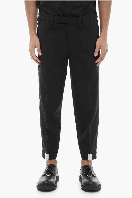 Low-Rise Slim Fit Hose in Schwarz