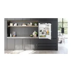 KI32LADD1 Einbau-Kühlschrank mit Gefrierfach 103cm Nische hyperFresh LED-Beleuchtung Festtür EEK:D