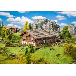 Faller 232199 - Großer Alpenhof mit Scheune