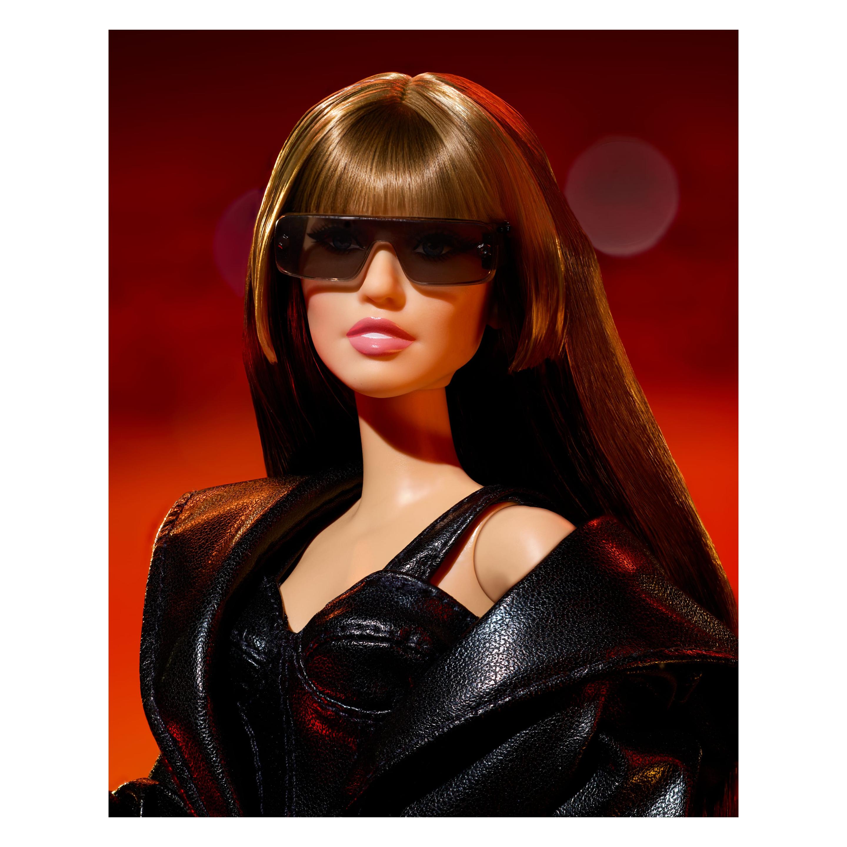 Barbie Signature-Sammelfigur Miley Cyrus im Kunstleder-Zweiteiler mit High Heels (JJY06)
