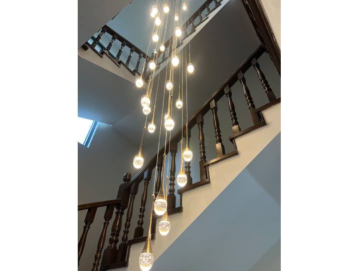 Lustre en cristal moderne pour villa, lampe suspendue LED en cristal pour salon, hall d'exposition, escalier