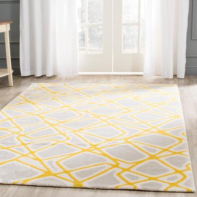SAFAVIEH Porcello Gjystina Modern Rug