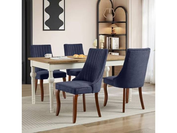 SoarFlash Set aus 4 Esszimmerstühlen, hoher Rücken mit vertikaler Polsterung, abgerundete Vollholzbeine, Elegante Polsterstühle für das Esszimmer, Dunkelblau
