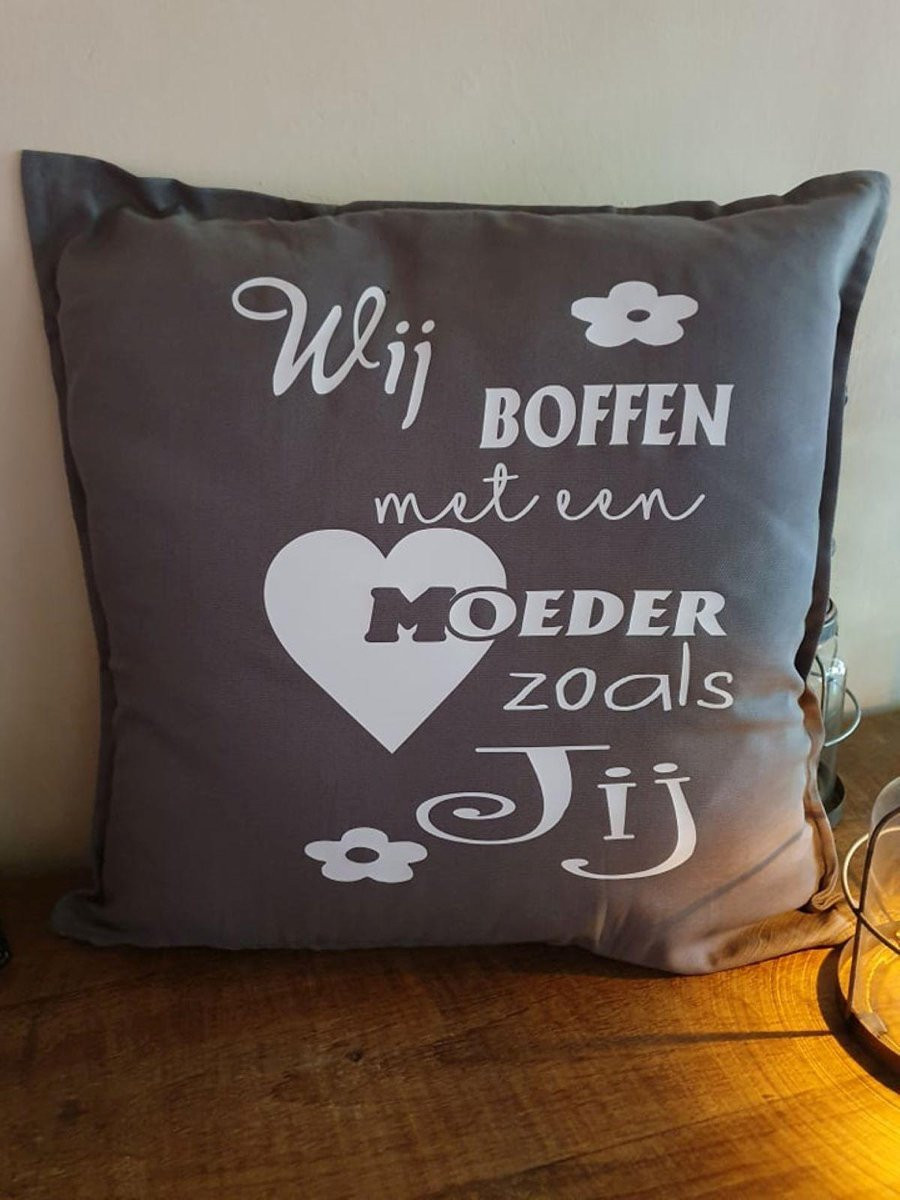 Handgemaakt decoratief katoenen sierkussen met tekst voor als cadeau