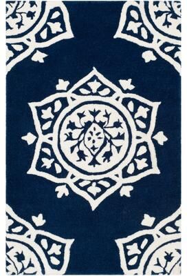 SAFAVIEH Handmade Bella Abby Modern Floral Wool Rug