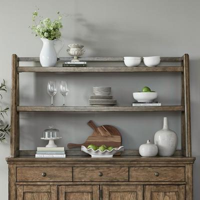Liberty Furniture Carolina Park Server & Hutch