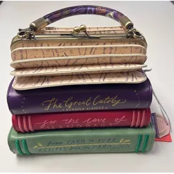 Vendula London Travelling Library Bookshop Riemenhandtasche