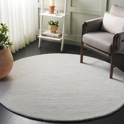 SAFAVIEH Hand-Tufted Carmine Analia Modern & Contemporary Rug